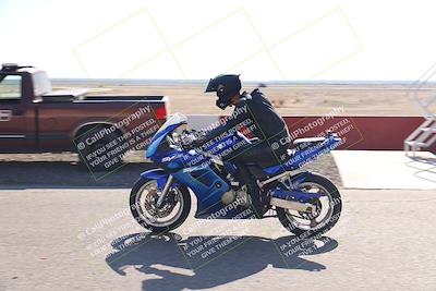 media/Nov-03-2025-Lets Ride (Mon) [[4d74c1c4d3]]/A Group/Grid/